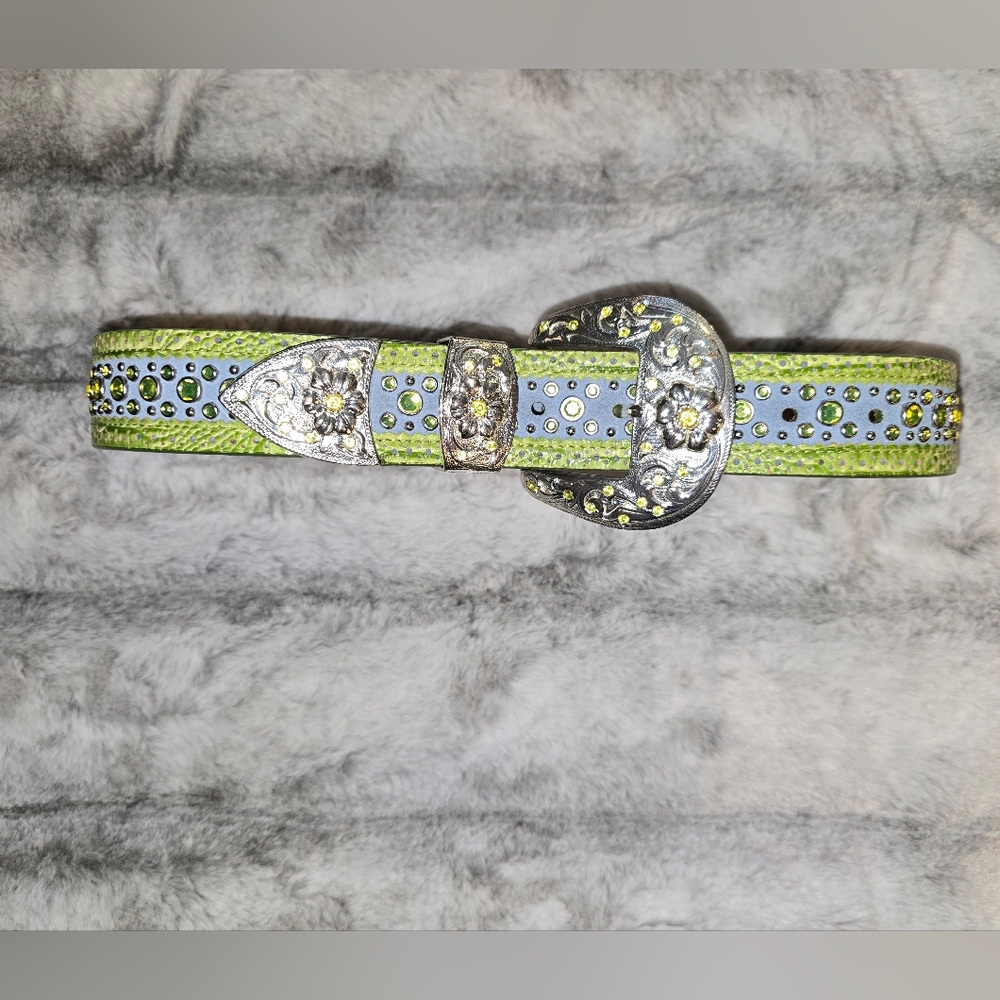 Ariat‎ girls leather jeweled belt green and blue size 26/65 F107046